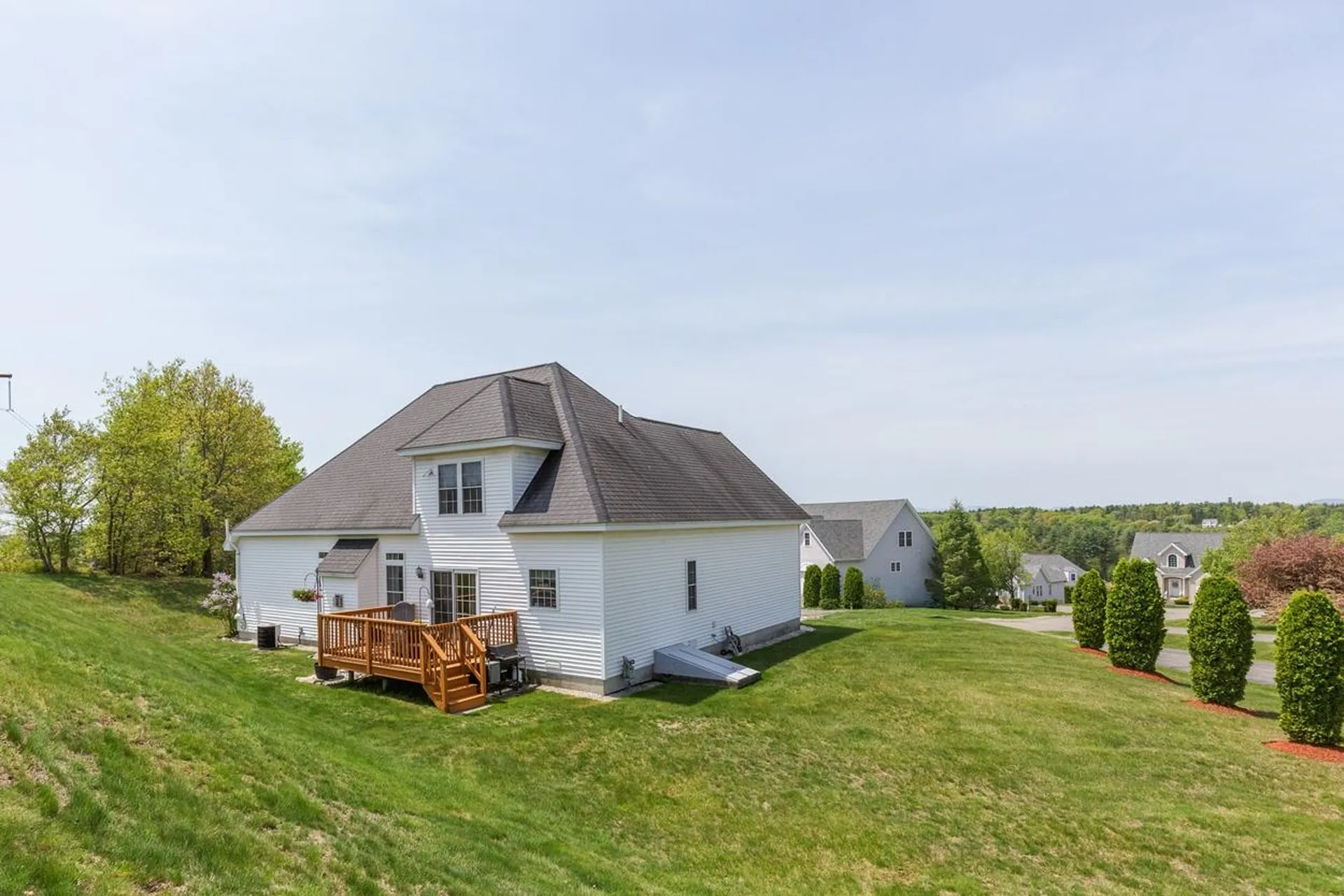 3 South Parrish Drive Londonderry NH 03053