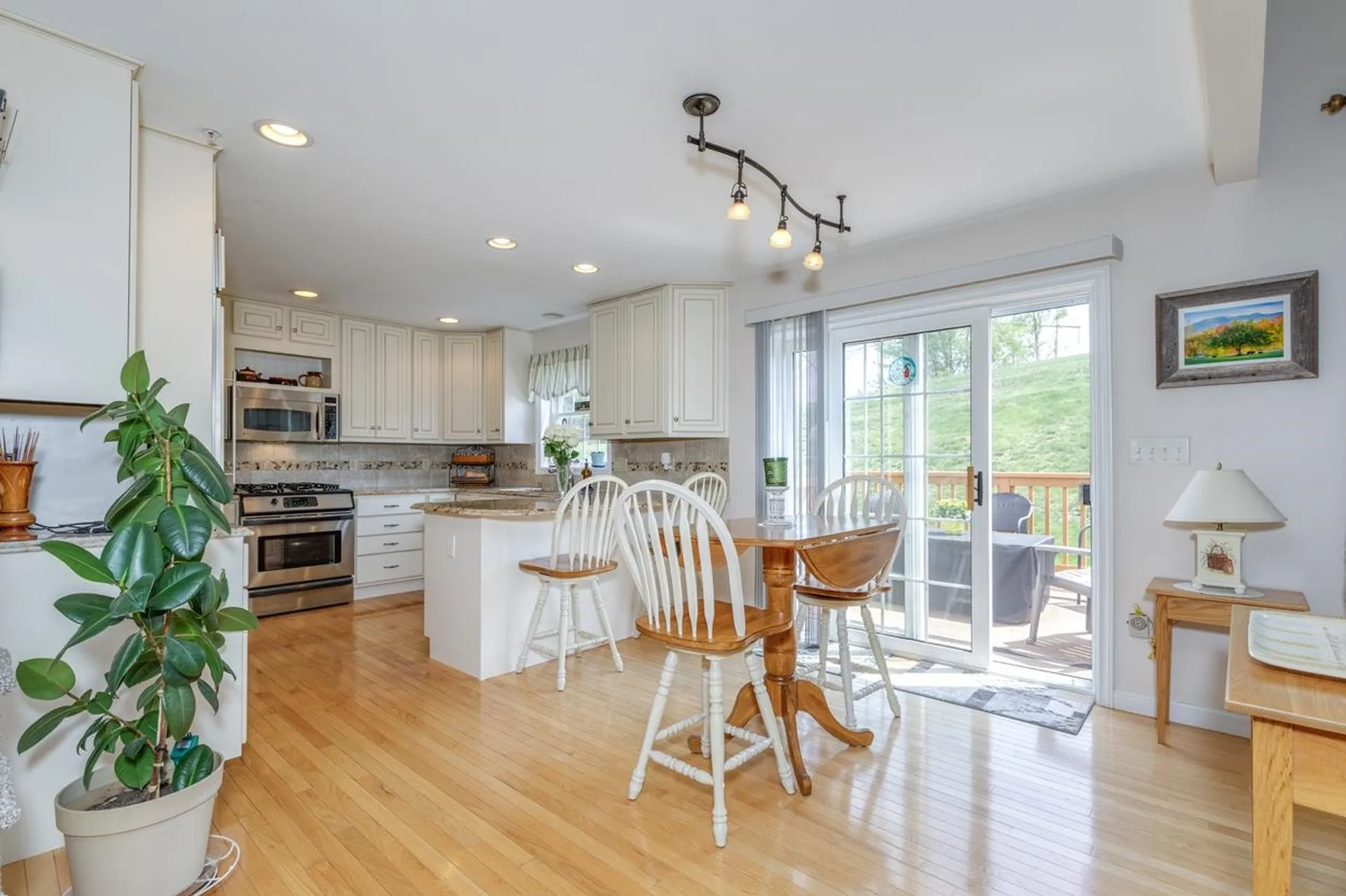 3 South Parrish Drive Londonderry NH 03053