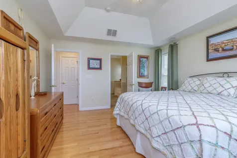3 South Parrish Drive Londonderry NH 03053