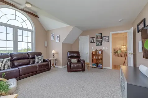3 South Parrish Drive Londonderry NH 03053