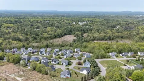 3 South Parrish Drive Londonderry NH 03053