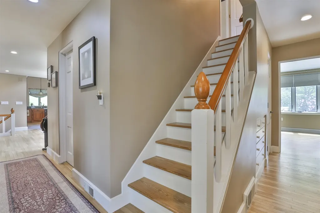 135 Ridge Road Manchester NH 03104