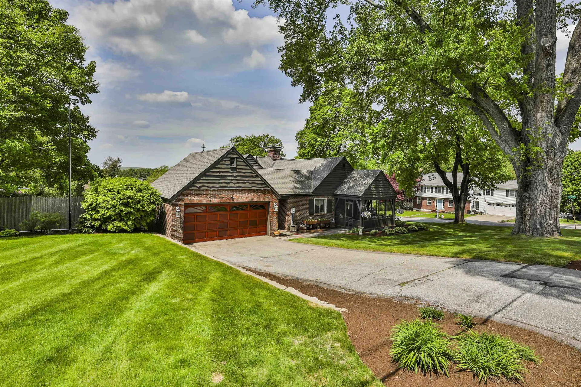 135 Ridge Road Manchester NH 03104