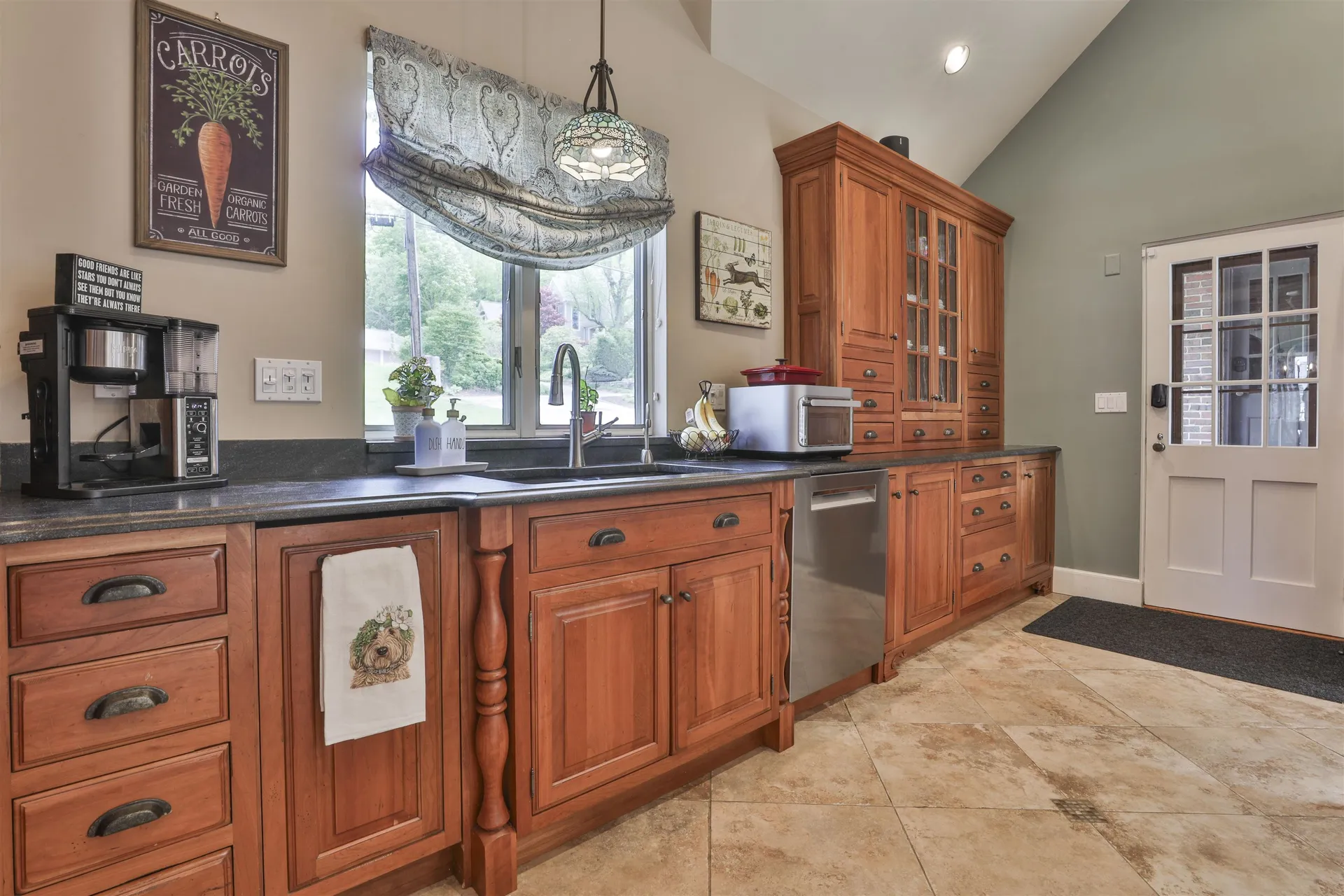 135 Ridge Road Manchester NH 03104