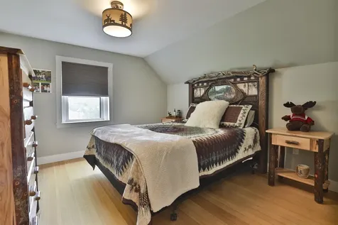 135 Ridge Road Manchester NH 03104