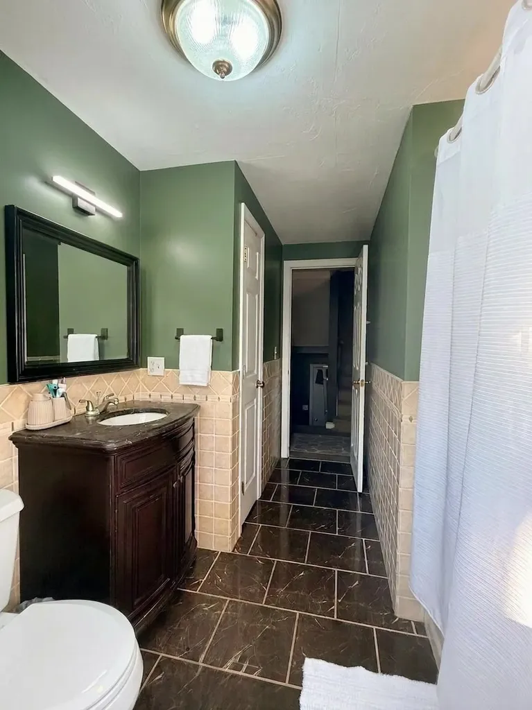 6 Friar Tuck Road Canterbury NH 03224