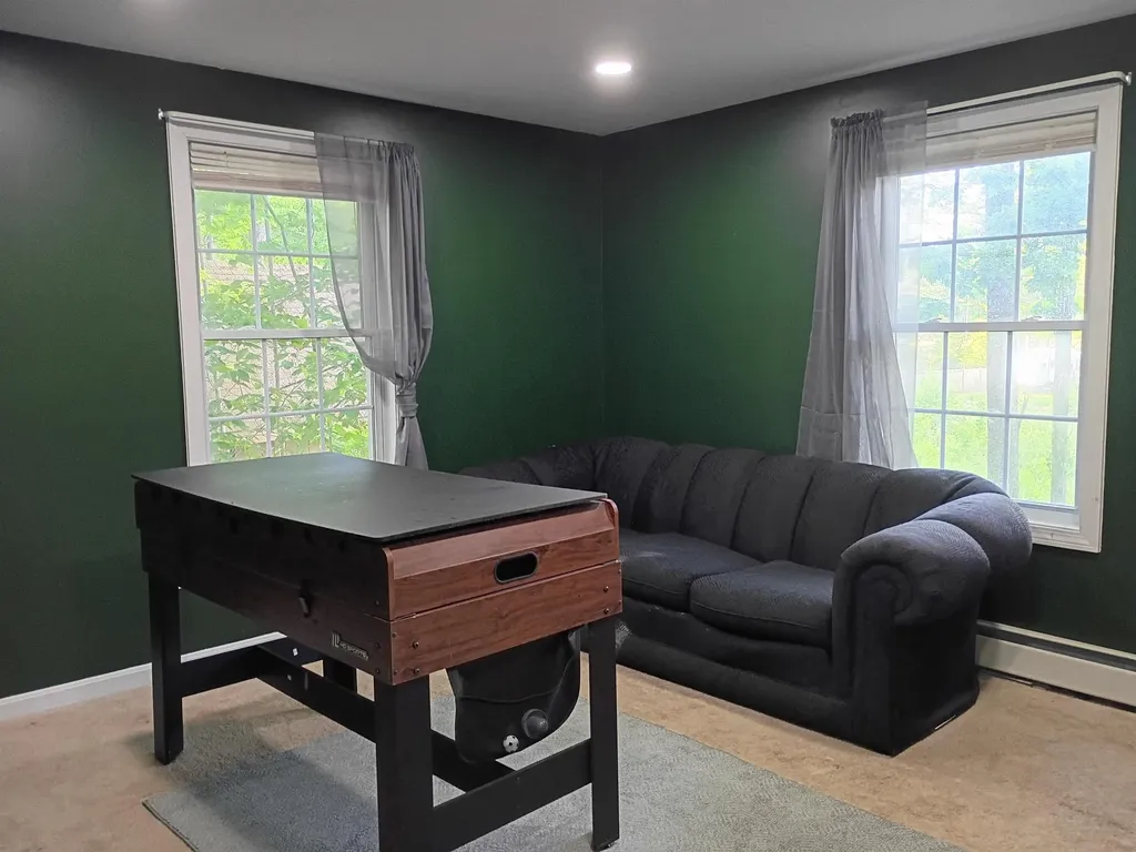6 Friar Tuck Road Canterbury NH 03224