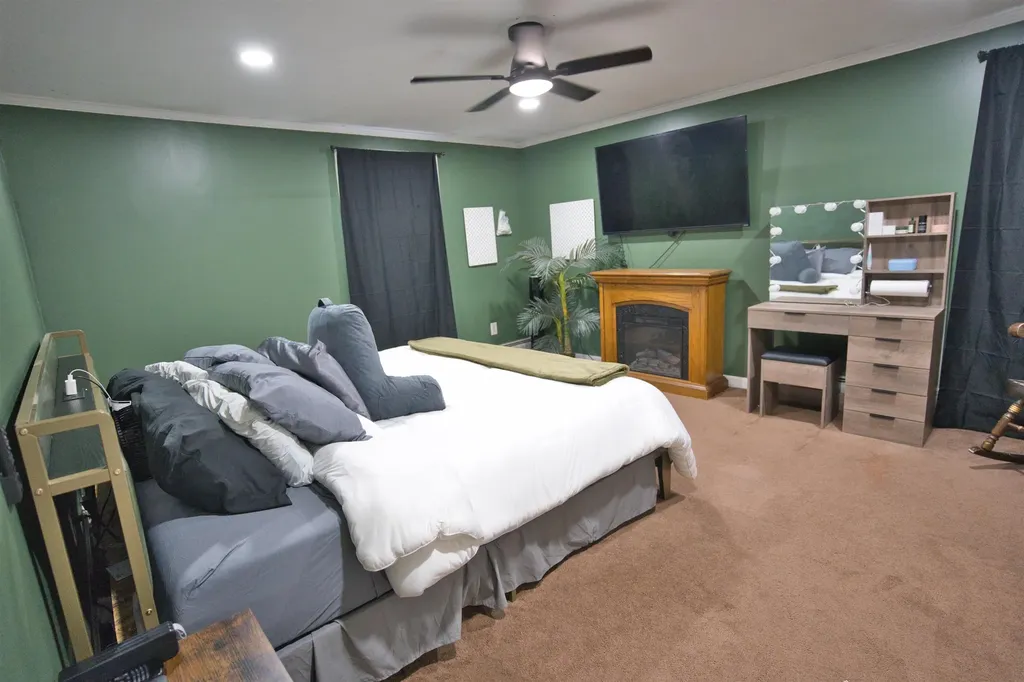 6 Friar Tuck Road Canterbury NH 03224