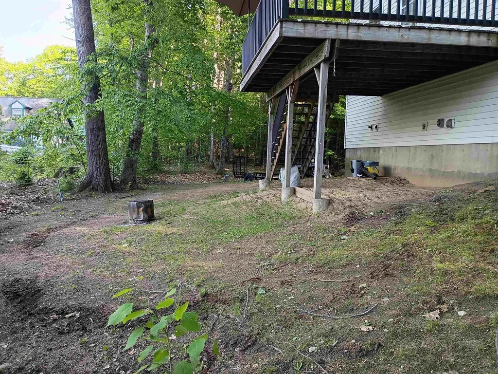 6 Friar Tuck Road Canterbury NH 03224