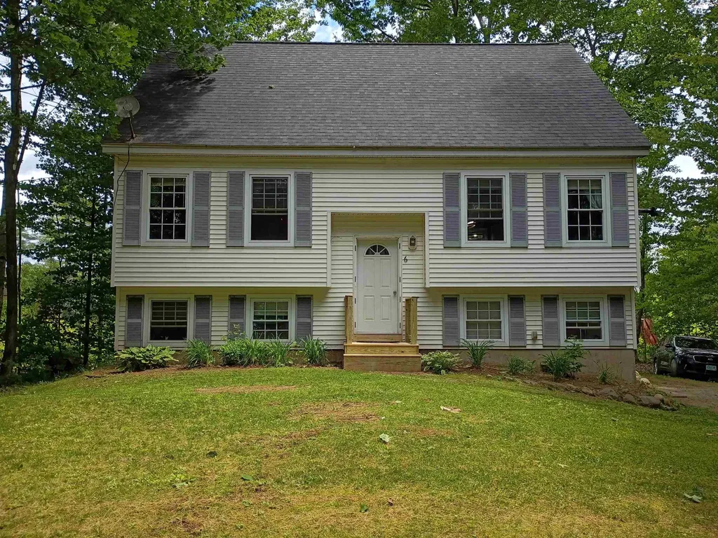 6 Friar Tuck Road Canterbury NH 03224