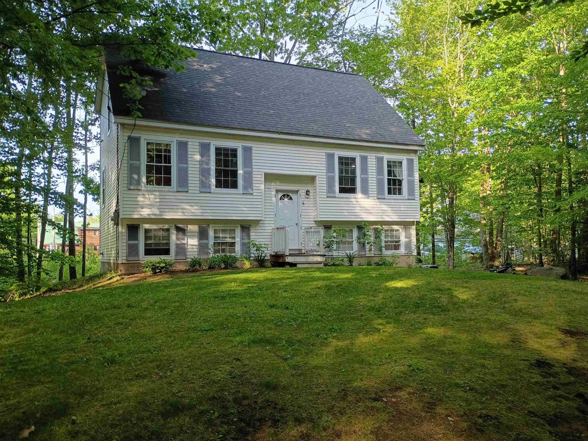 6 Friar Tuck Road Canterbury NH 03224
