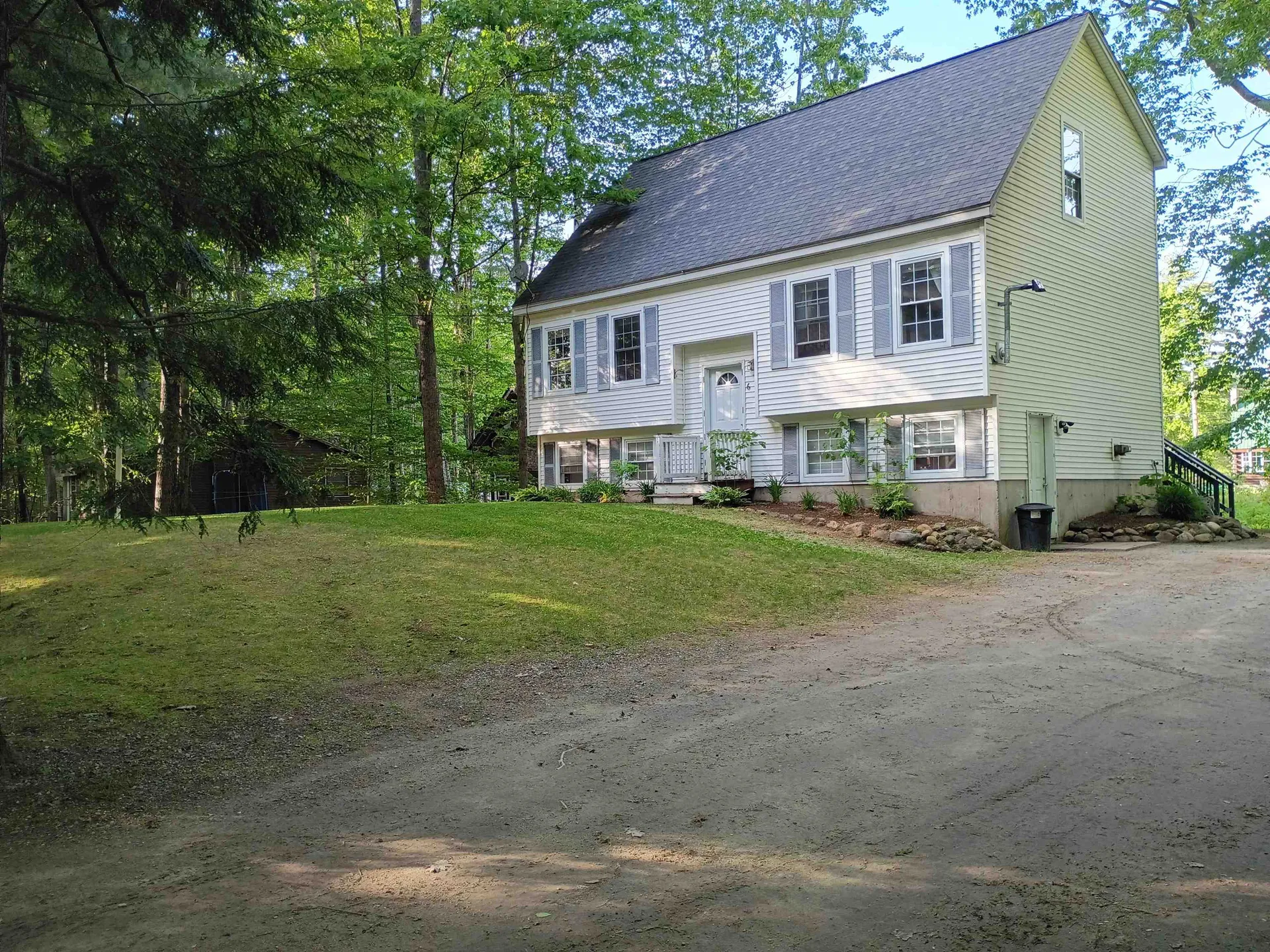 6 Friar Tuck Road Canterbury NH 03224