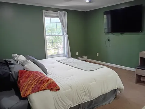 6 Friar Tuck Road Canterbury NH 03224