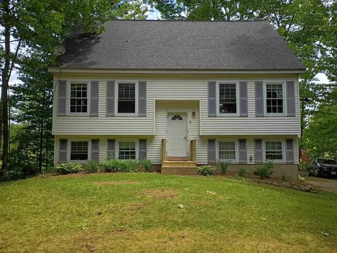 6 Friar Tuck Road Canterbury NH 03224