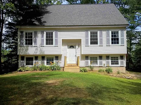 6 Friar Tuck Road Canterbury NH 03224