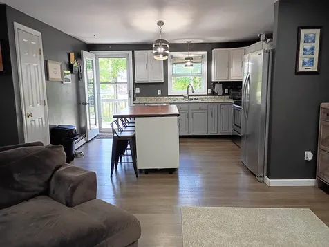 6 Friar Tuck Road Canterbury NH 03224