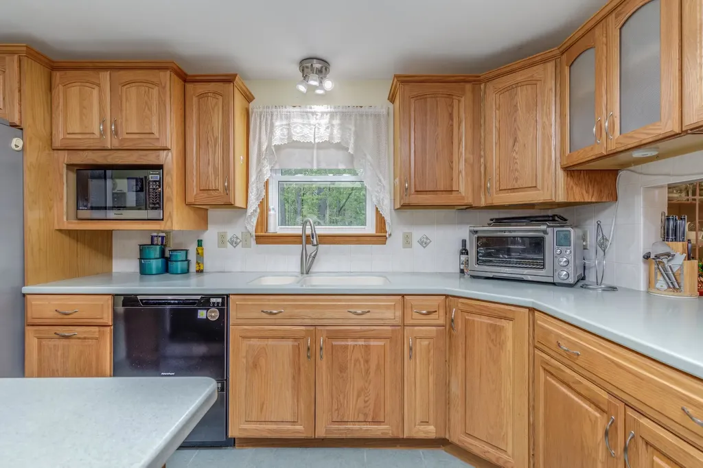 36 N Curtisville Road Concord NH 03301