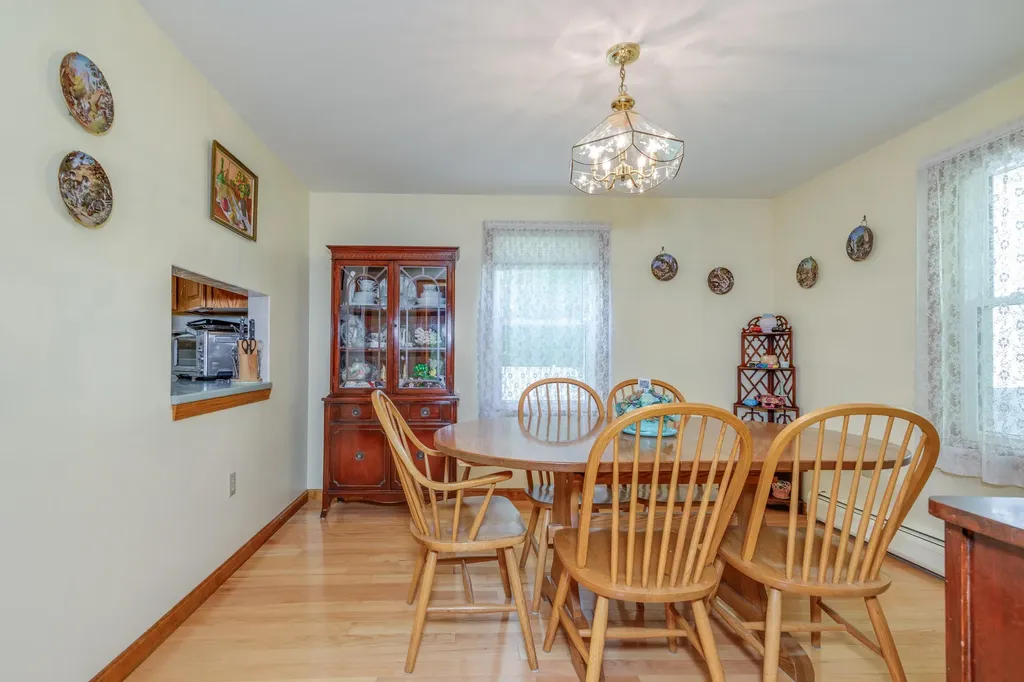 36 N Curtisville Road Concord NH 03301
