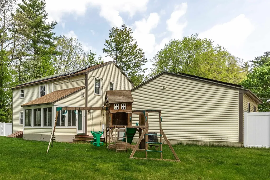 36 N Curtisville Road Concord NH 03301