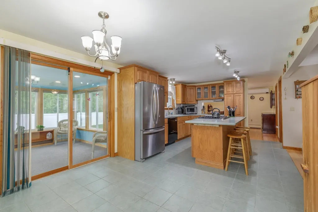 36 N Curtisville Road Concord NH 03301