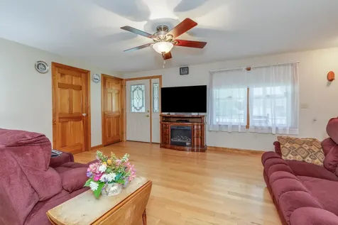 36 N Curtisville Road Concord NH 03301