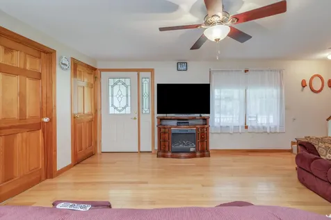 36 N Curtisville Road Concord NH 03301