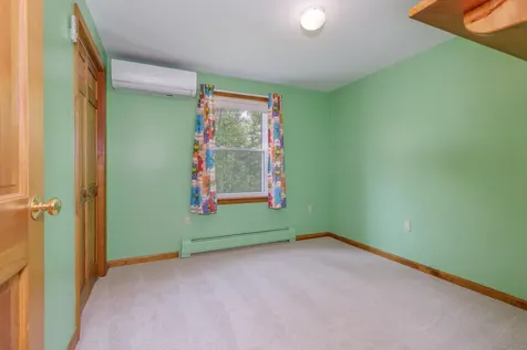 36 N Curtisville Road Concord NH 03301