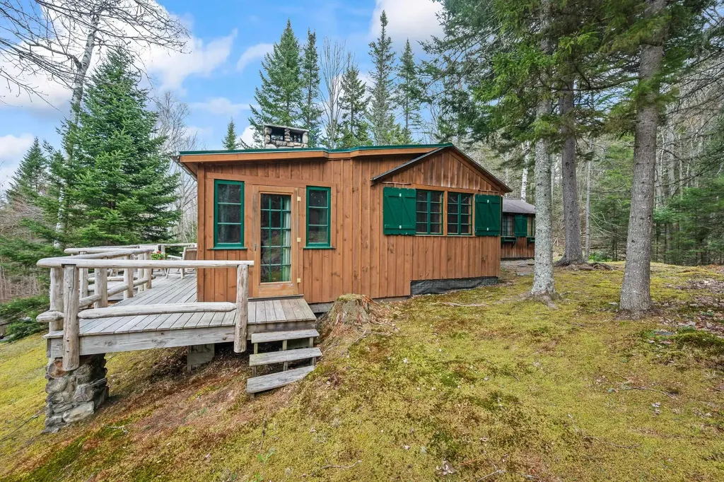36 Mountain Road Dalton NH 03598