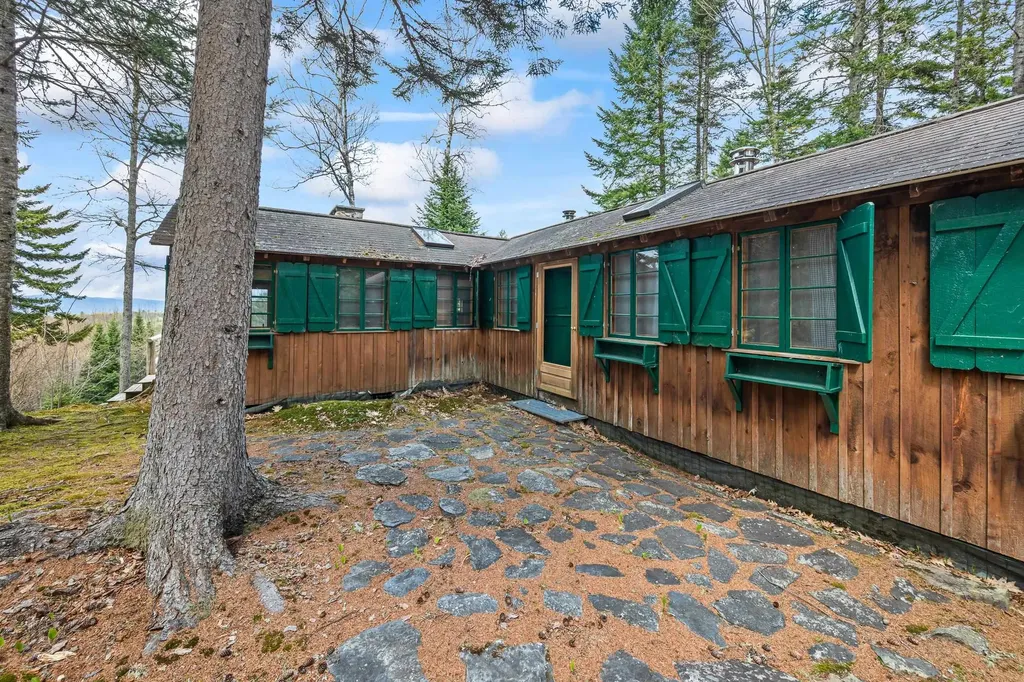 36 Mountain Road Dalton NH 03598