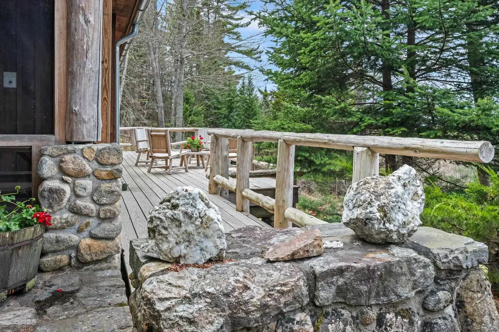 36 Mountain Road Dalton NH 03598