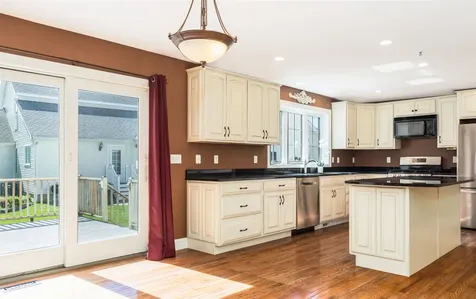 9 Towle Farm Road Hampton Falls NH 03844