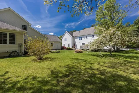 9 Towle Farm Road Hampton Falls NH 03844