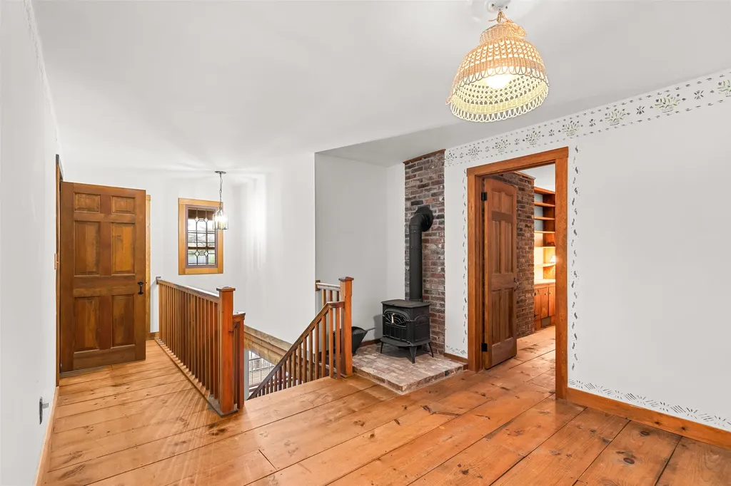 4499 Lower Waterford Road Waterford VT 05819