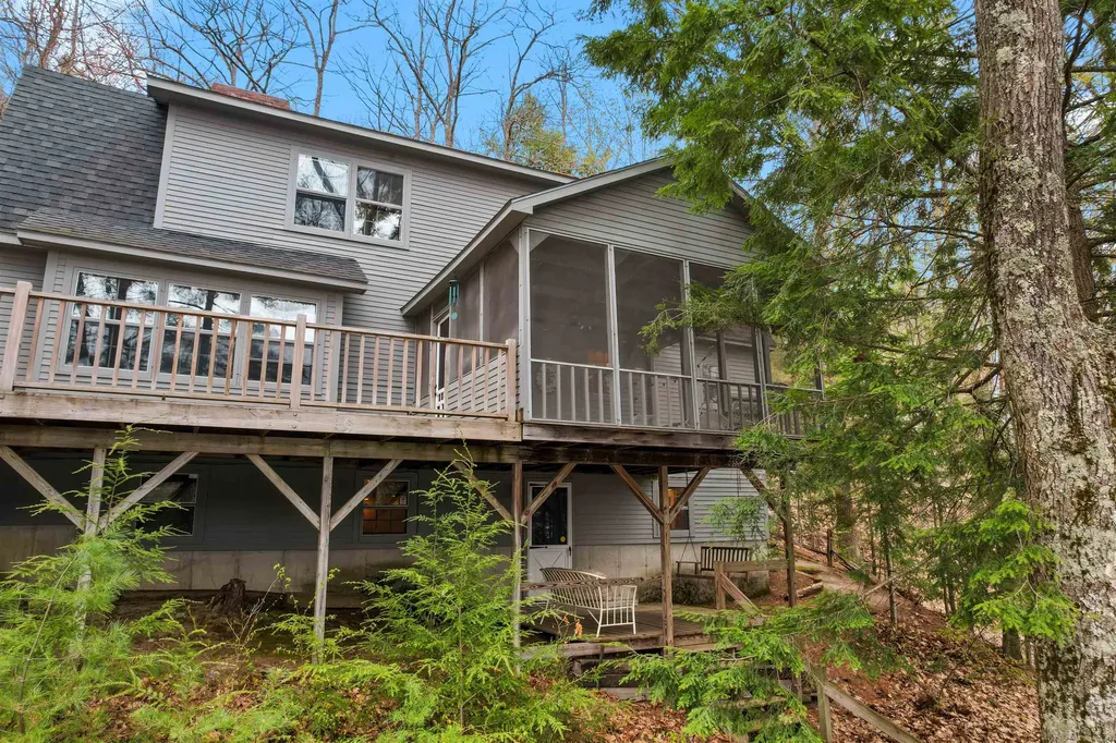 4499 Lower Waterford Road Waterford VT 05819
