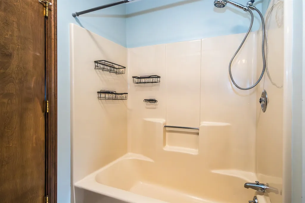 155 Dorr Drive Rutland City VT 05701