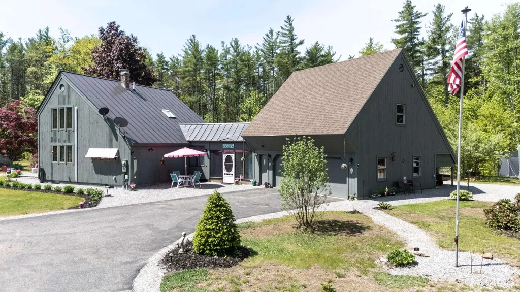 49 Moss Road Hopkinton NH 03229