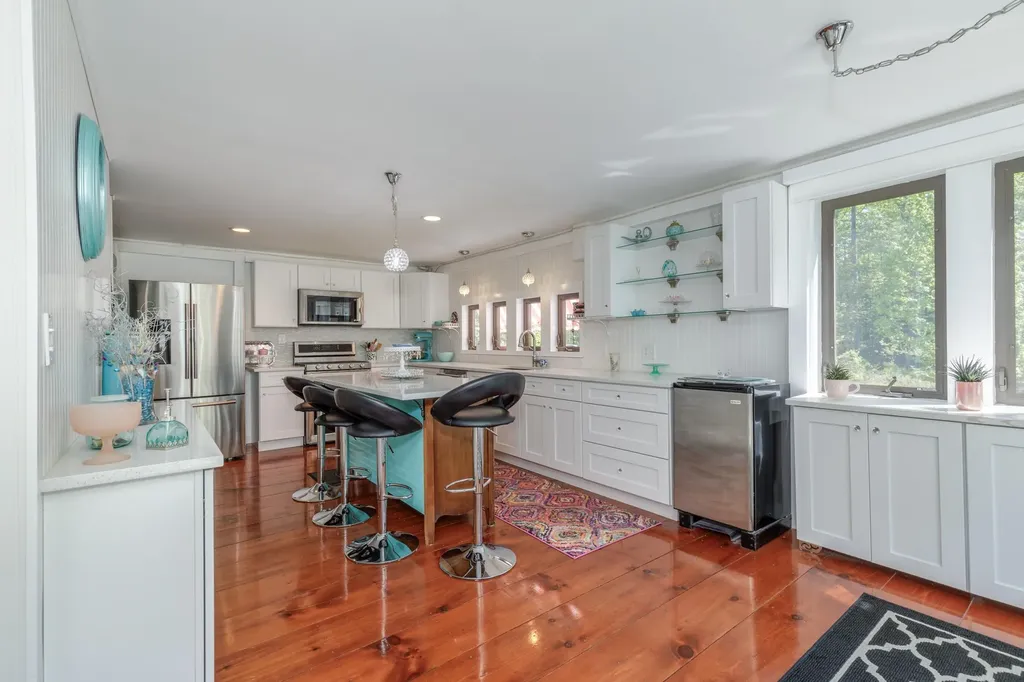 49 Moss Road Hopkinton NH 03229
