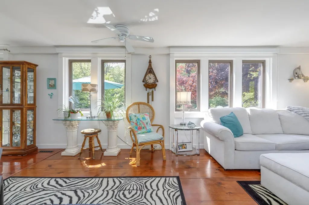 49 Moss Road Hopkinton NH 03229