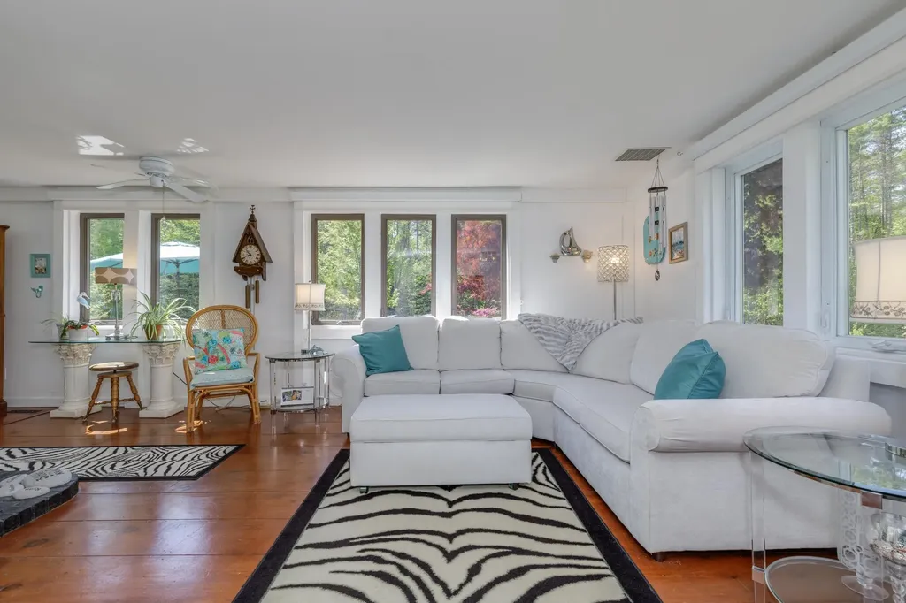 49 Moss Road Hopkinton NH 03229