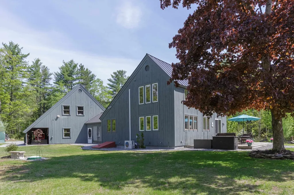 49 Moss Road Hopkinton NH 03229