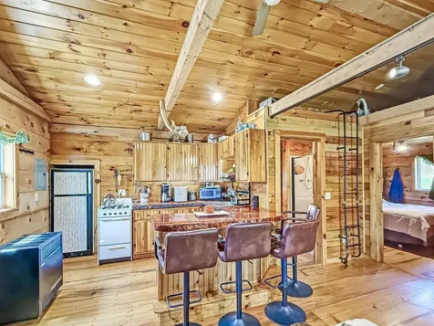 36 Moss Drive Stewartstown NH 03576