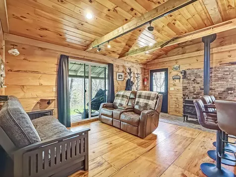 36 Moss Drive Stewartstown NH 03576