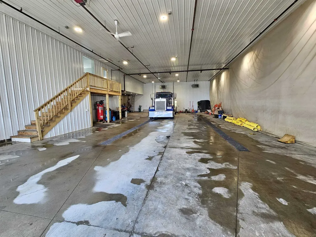 304 Commerce Way Derby VT 05829