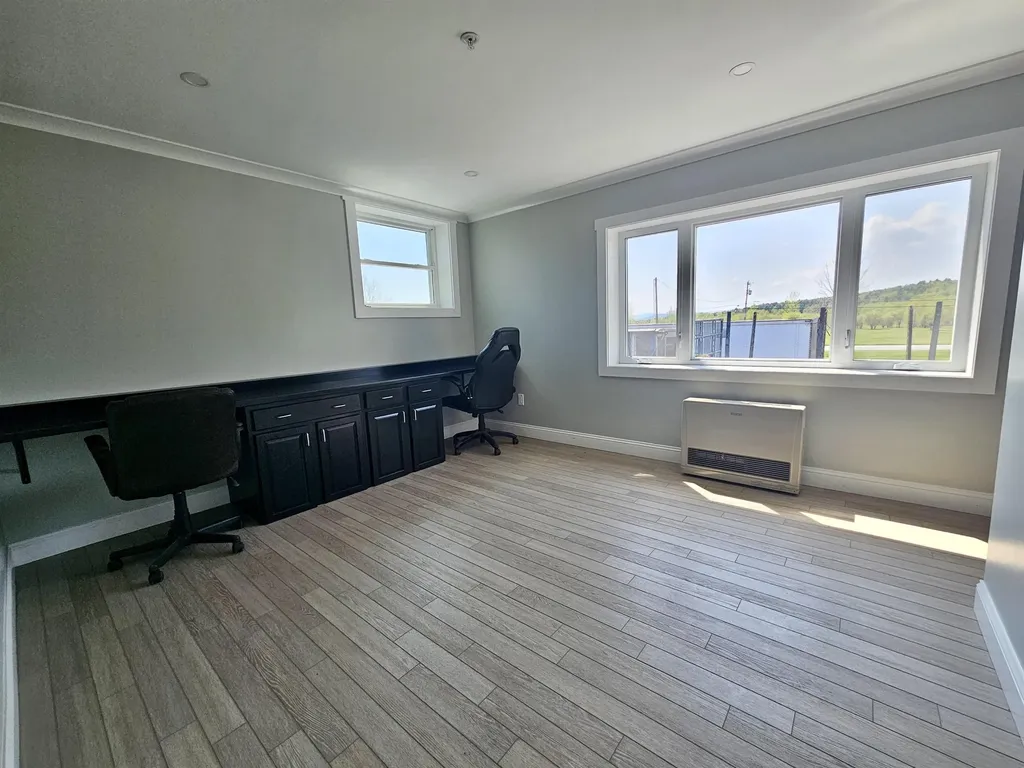 304 Commerce Way Derby VT 05829