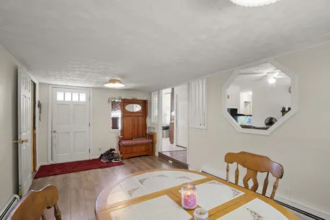 784 Portland Street Rochester NH 03868