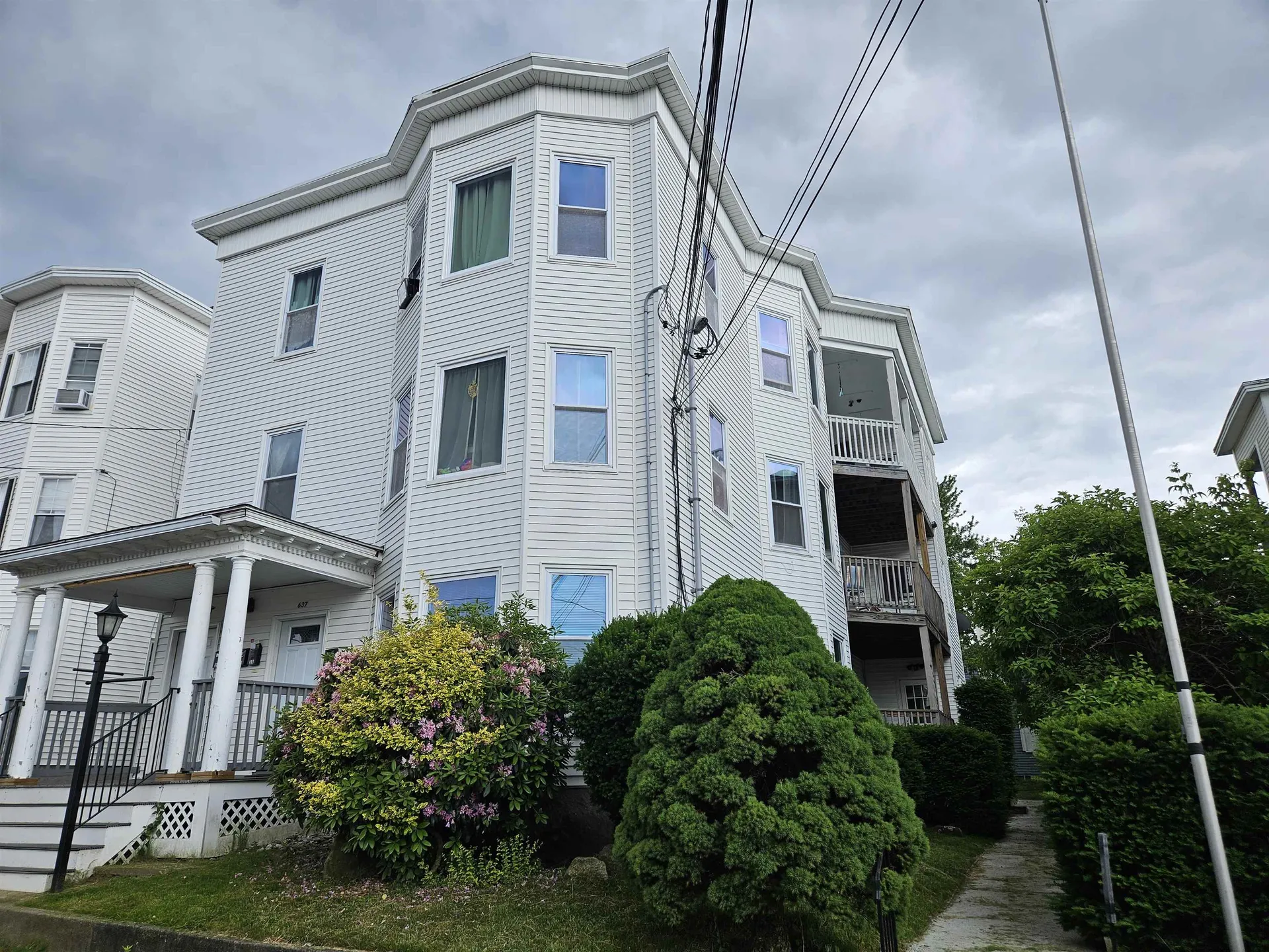637 Harvard Street Manchester NH 03103