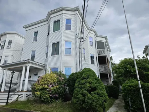 637 Harvard Street Manchester NH 03103
