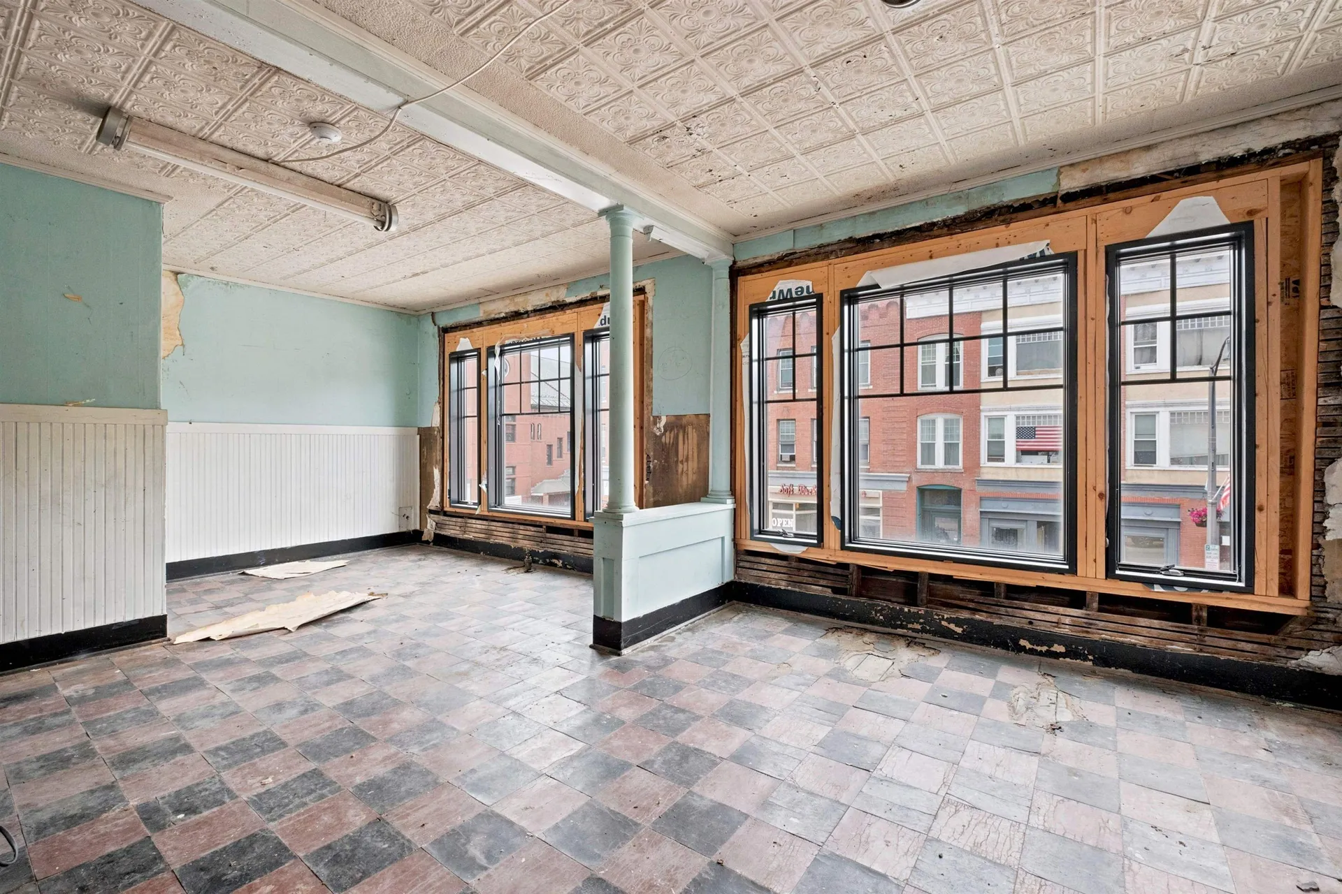 337 Central Street Franklin NH 03235