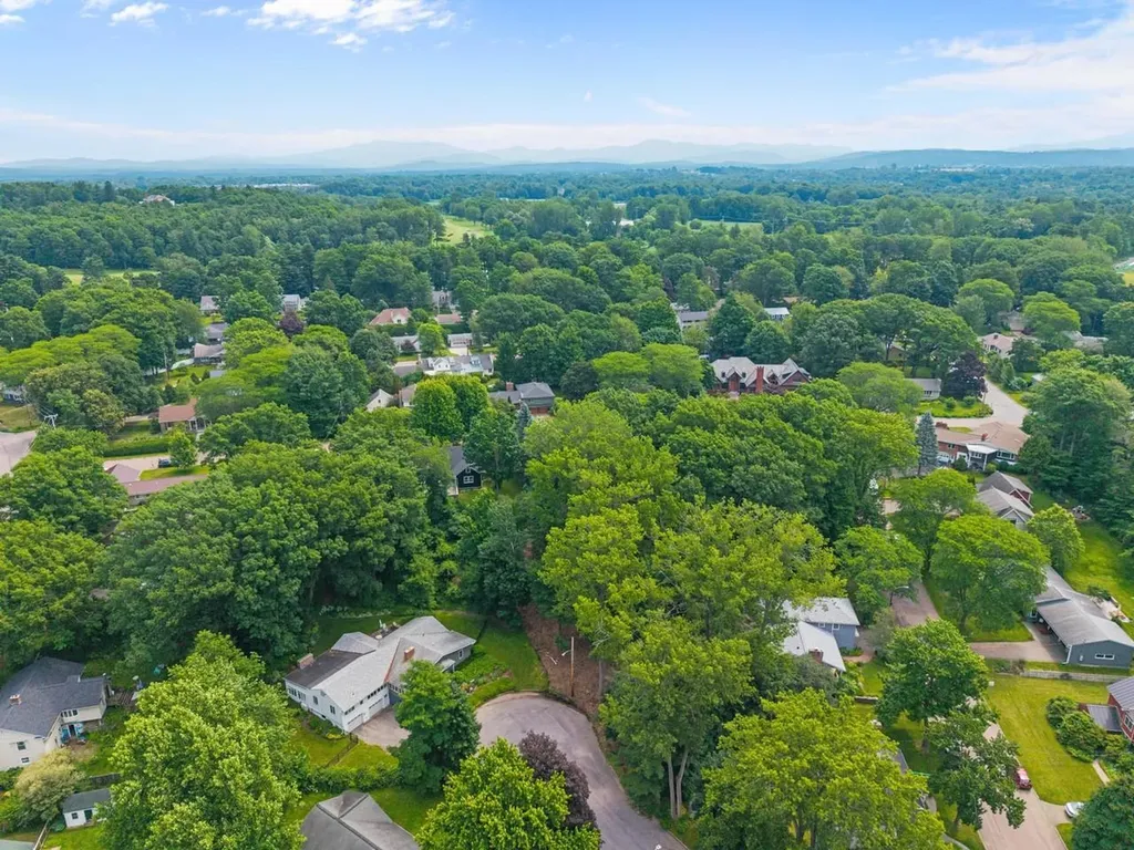 89 Chestnut Terrace Burlington VT 05401