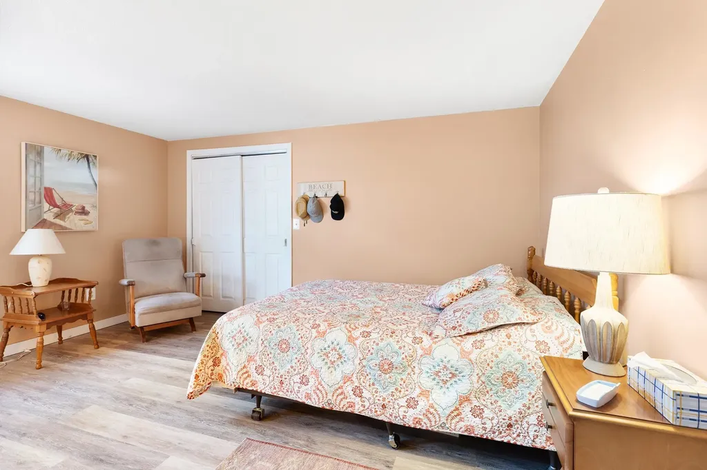 14 Fellows Avenue Hampton NH 03842